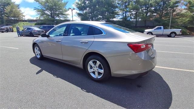 Photo of 2022 Mineral Gray Metallic Chevrolet Malibu