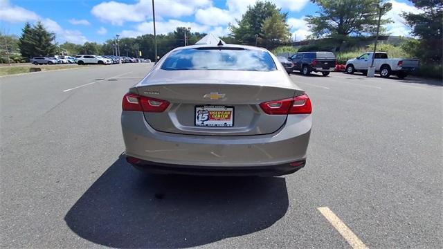Photo of 2022 Mineral Gray Metallic Chevrolet Malibu