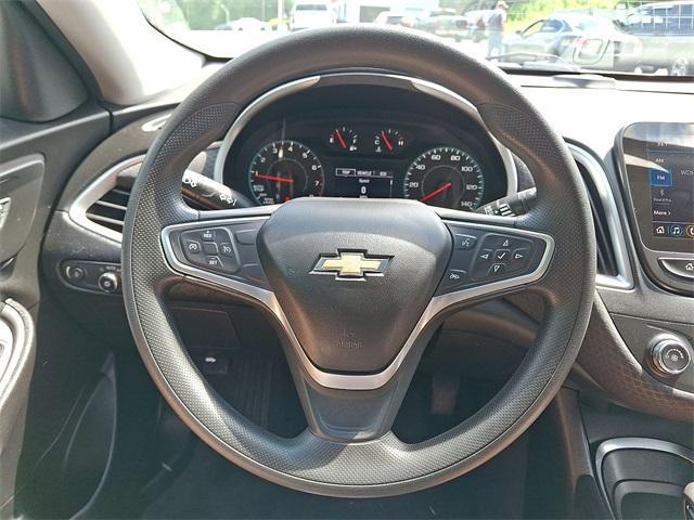 Photo of 2022 Mineral Gray Metallic Chevrolet Malibu