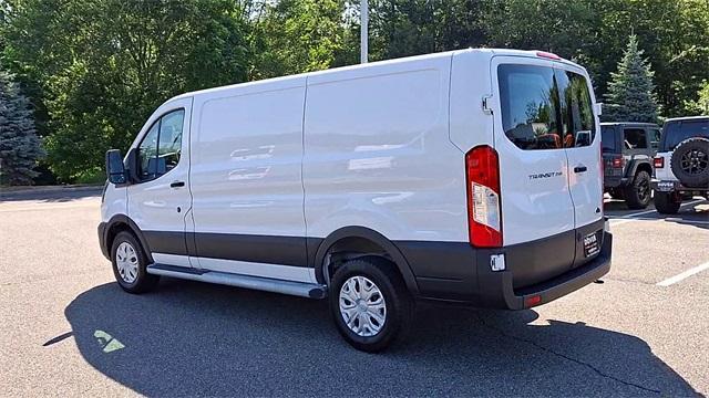 Photo of 2023 Oxford White Ford Transit-250