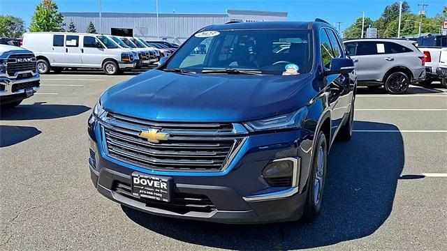 Photo of 2023 Northsky Blue Metallic Chevrolet Traverse