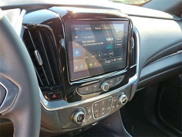 Photo of 2023 Northsky Blue Metallic Chevrolet Traverse