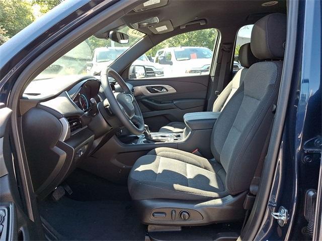 Photo of 2023 Northsky Blue Metallic Chevrolet Traverse