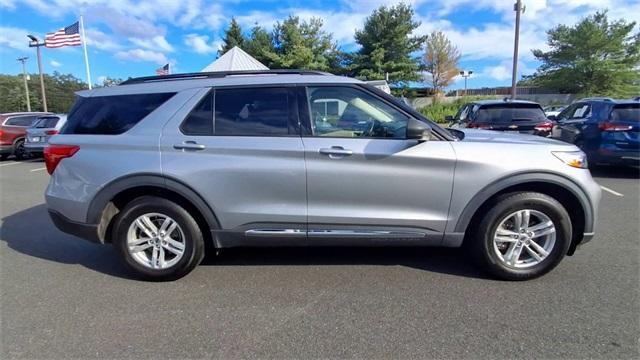 Photo of 2021 Silver Metallic Ford Explorer
