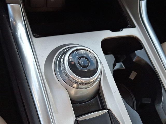 Photo of 2021 Silver Metallic Ford Explorer