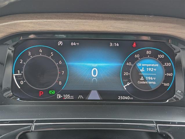 Photo of 2024 Silver Mist Metallic Volkswagen Atlas