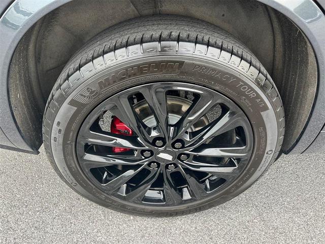 Photo of 2023 Wilder Metallic Cadillac XT6