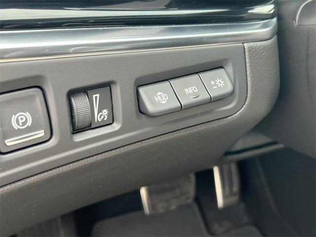 Photo of 2023 Wilder Metallic Cadillac XT6