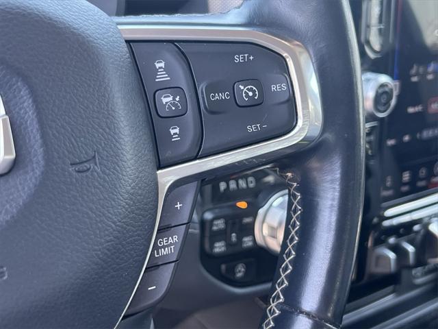 Photo of 2023 Diamond Black Crystal Pearlcoat RAM 1500