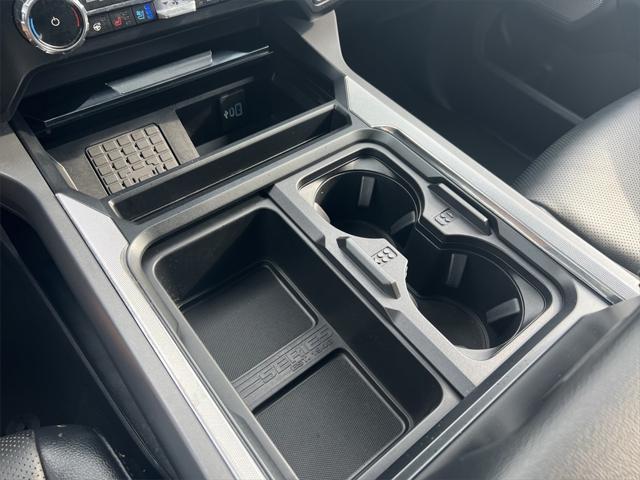 Photo of 2024 Oxford White Ford F-250
