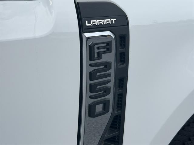 Photo of 2024 Oxford White Ford F-250
