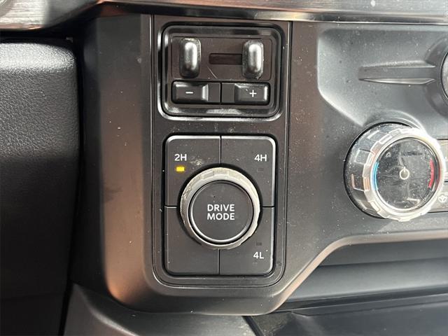 Photo of 2024 Oxford White Ford F-250