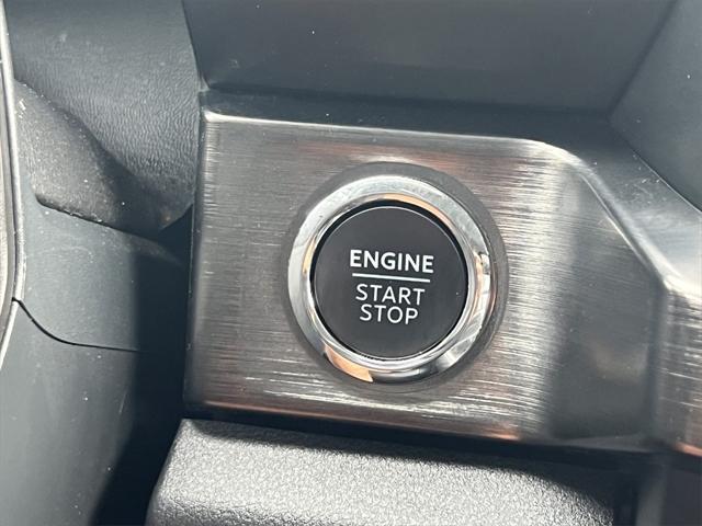 Photo of 2024 Oxford White Ford F-250