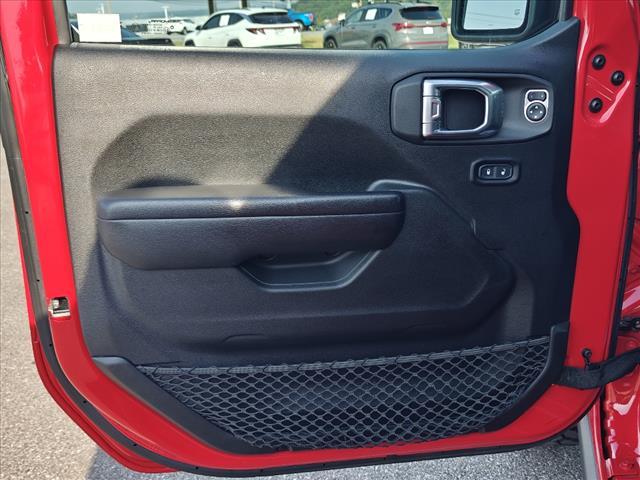 Photo of 2021 Firecracker Red Clearcoat Jeep Wrangler Unlimited