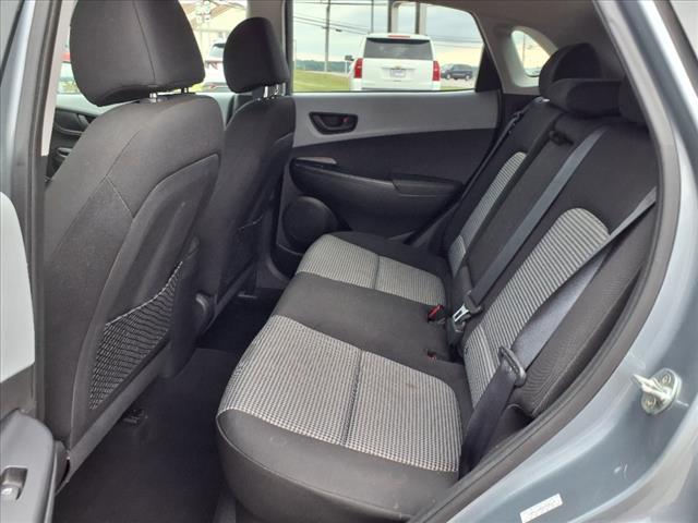 Photo of 2019 Sonic Silver with Black Roof Hyundai KONA