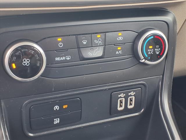 Photo of 2021 Diamond White Ford EcoSport