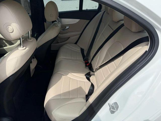 Photo of 2016 White Mercedes-Benz C-Class