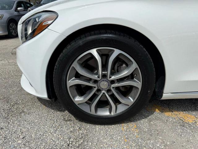 Photo of 2016 White Mercedes-Benz C-Class