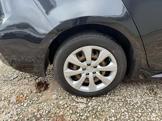 Photo of 2021 Black Sand Pearl Toyota Corolla