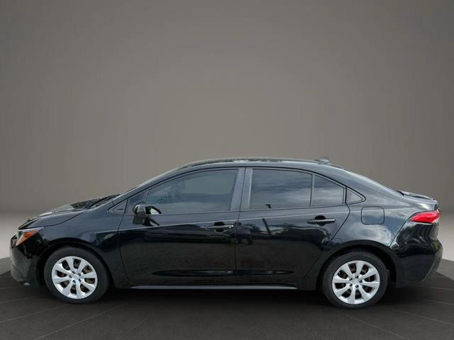 Photo of 2021 Black Sand Pearl Toyota Corolla