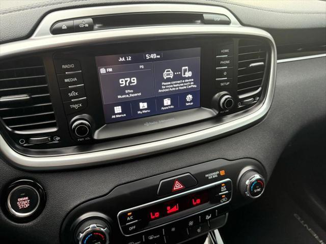 Photo of 2019 Gray Kia Sorento