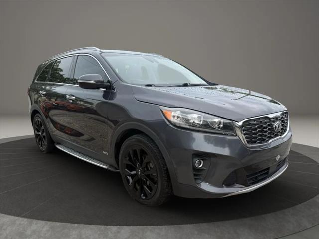Photo of 2019 Gray Kia Sorento