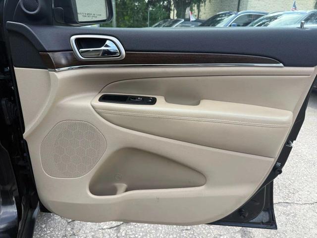 Photo of 2015  Jeep Grand Cherokee