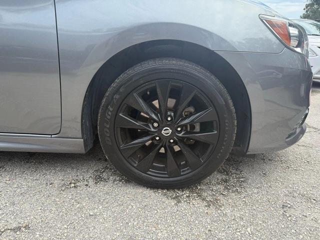 Photo of 2018 Gun Metallic Nissan Sentra