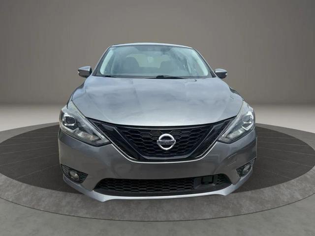 Photo of 2018 Gun Metallic Nissan Sentra