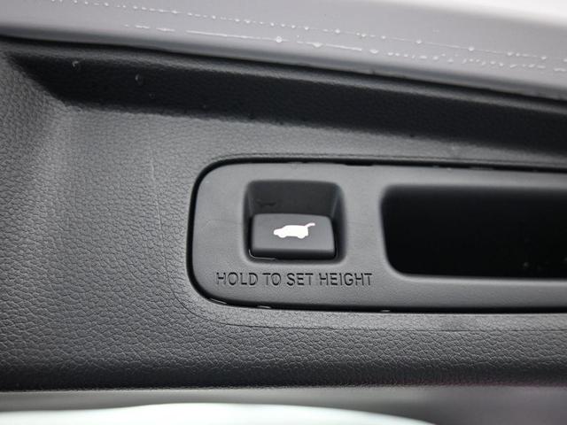 Photo of 2025 Platinum Honda CR-V Hybrid