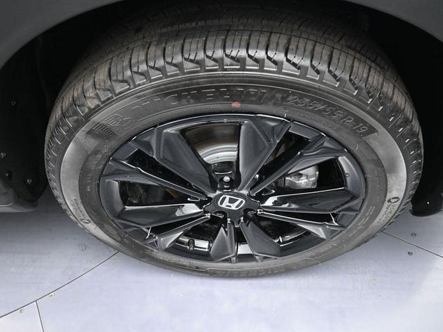 Photo of 2025 Platinum Honda CR-V Hybrid