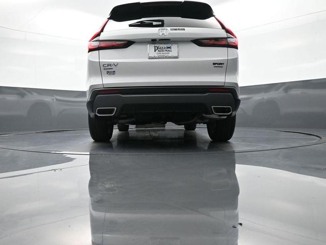 Photo of 2025 Platinum Honda CR-V Hybrid