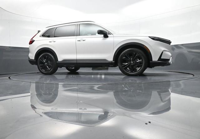 Photo of 2025 Platinum Honda CR-V Hybrid