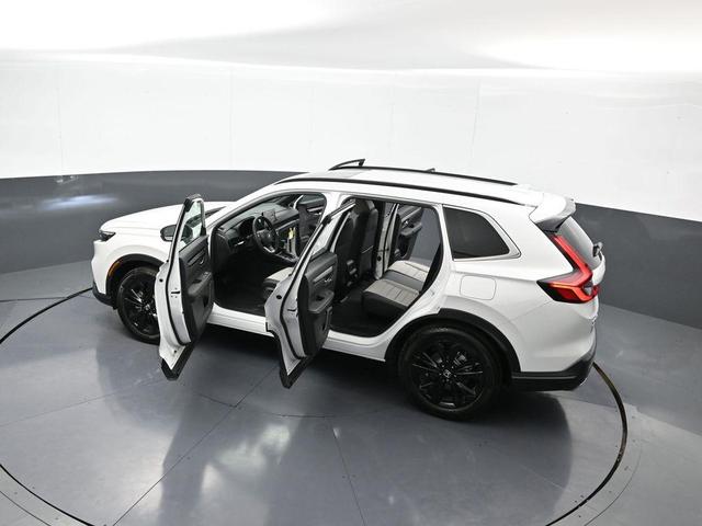 Photo of 2025 Platinum Honda CR-V Hybrid