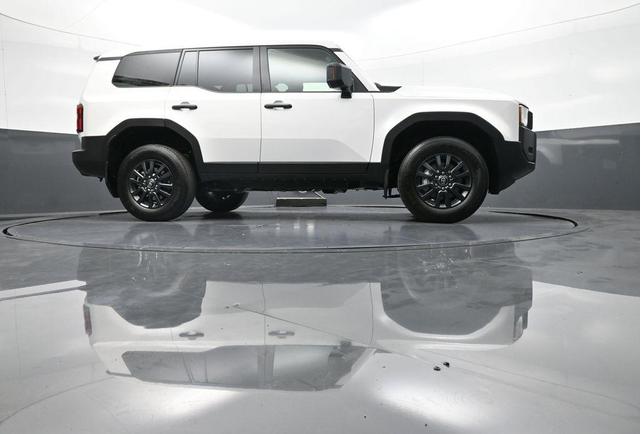 Photo of 2025 Ice Cap Toyota Land Cruiser