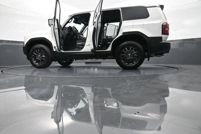 Photo of 2025 Ice Cap Toyota Land Cruiser