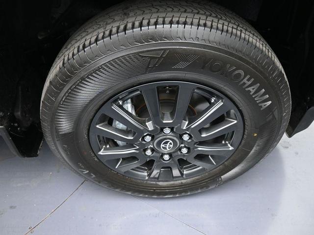 Photo of 2025 Ice Cap Toyota Land Cruiser