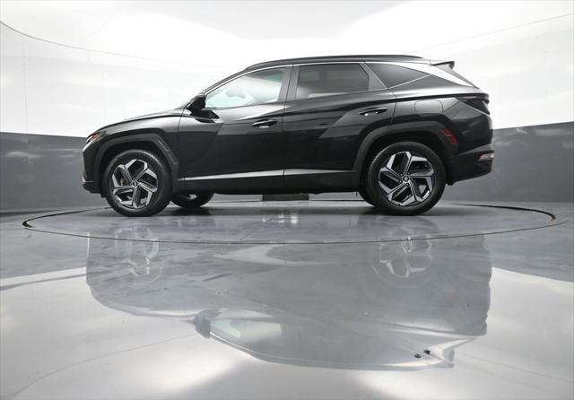 Photo of 2022 Phantom Black Hyundai TUCSON Hybrid