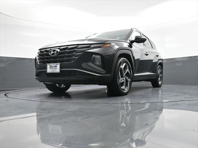 Photo of 2022 Phantom Black Hyundai TUCSON Hybrid