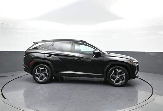Photo of 2022 Phantom Black Hyundai TUCSON Hybrid