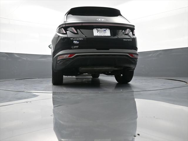 Photo of 2022 Phantom Black Hyundai TUCSON Hybrid