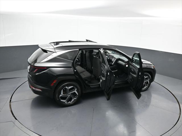 Photo of 2022 Phantom Black Hyundai TUCSON Hybrid