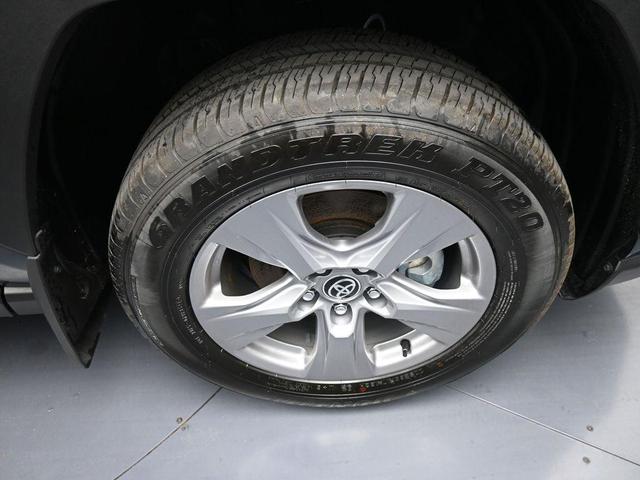Photo of 2025 Magnetic Gray Metallic Toyota RAV4 Hybrid