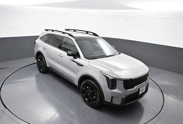 Photo of 2024 Wolf Gray Kia Sorento