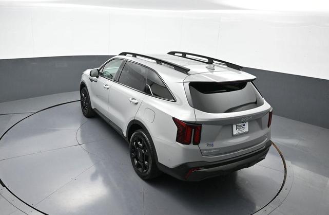 Photo of 2024 Wolf Gray Kia Sorento