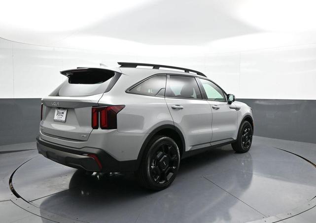 Photo of 2024 Wolf Gray Kia Sorento