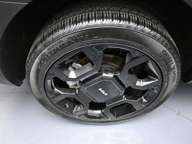 Photo of 2024 Wolf Gray Kia Sorento