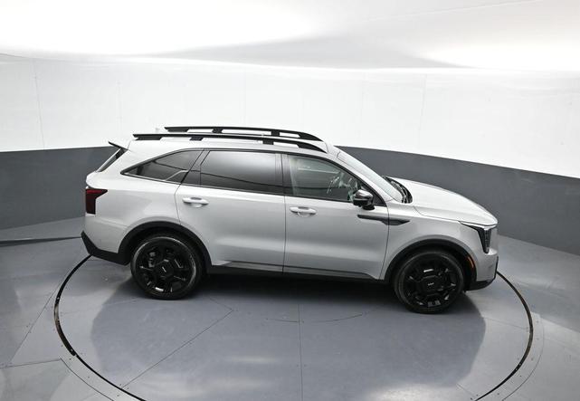 Photo of 2024 Wolf Gray Kia Sorento