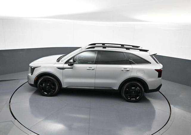 Photo of 2024 Wolf Gray Kia Sorento