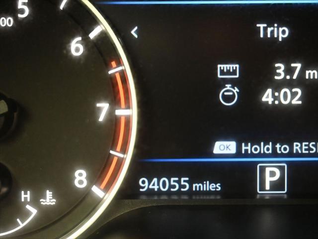 Photo of 2019 Deep Blue Pearl Nissan Altima
